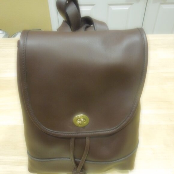 Vintage Coach! NWT Brown Leather Large Daypack - Picture 1 of 5